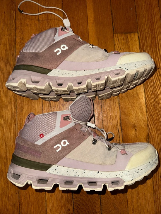On Running Shoes - On Women's Cloudtrax Hiking Shoes